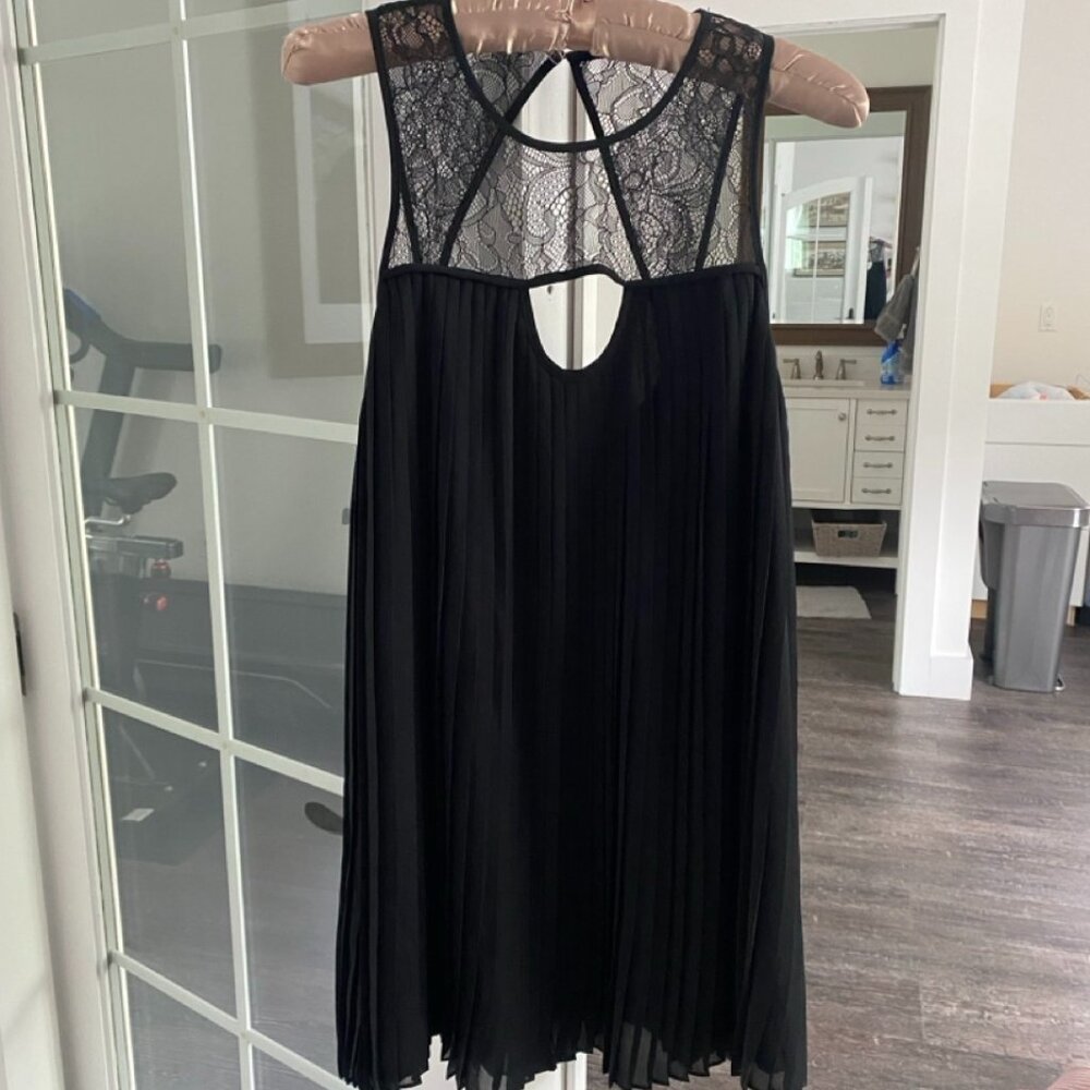 BCBG Generation Black Pleated Lace  Mini Dress with Cutout | Worn Once